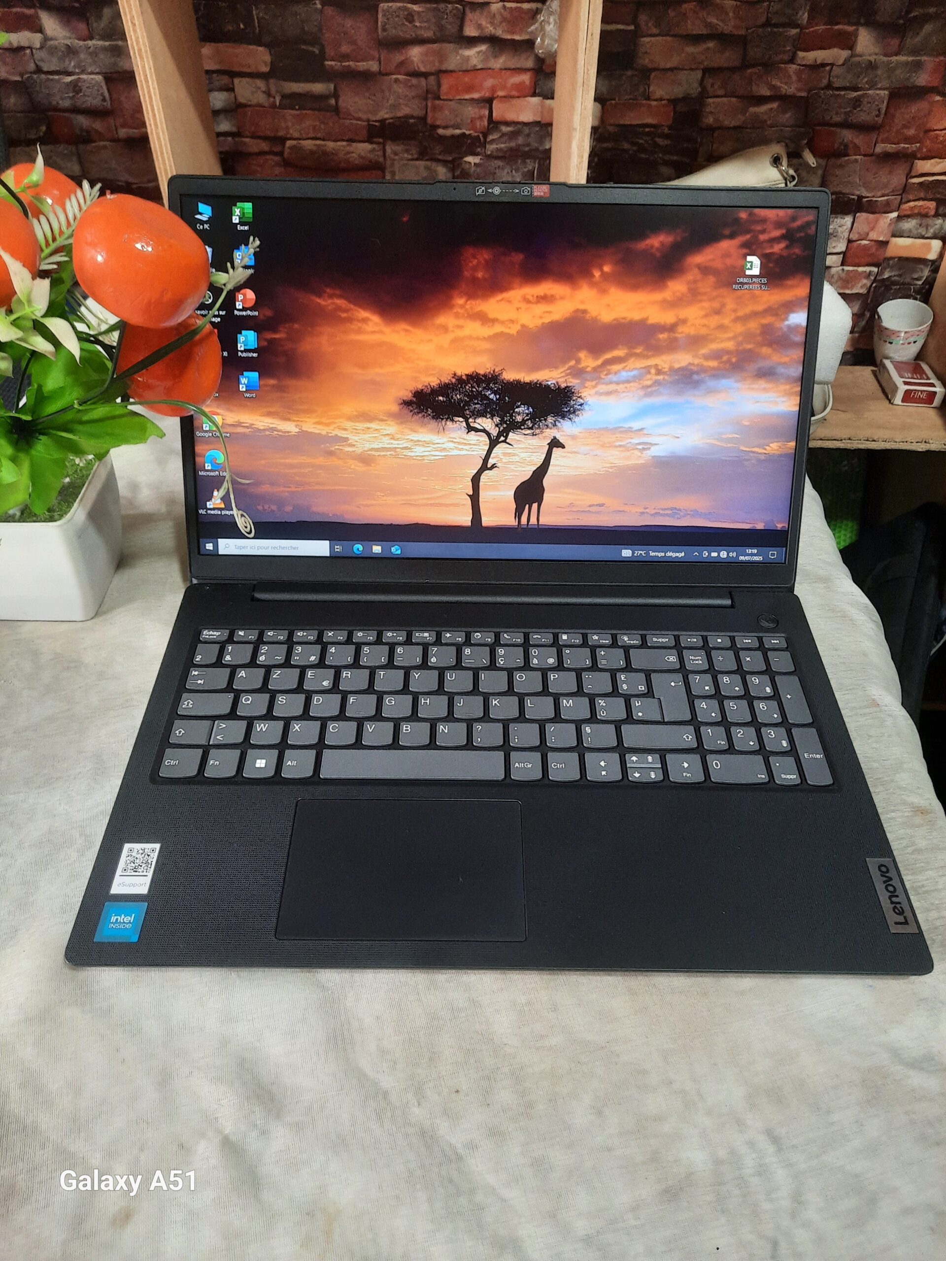 Le Lenovo Desktop Q062FES