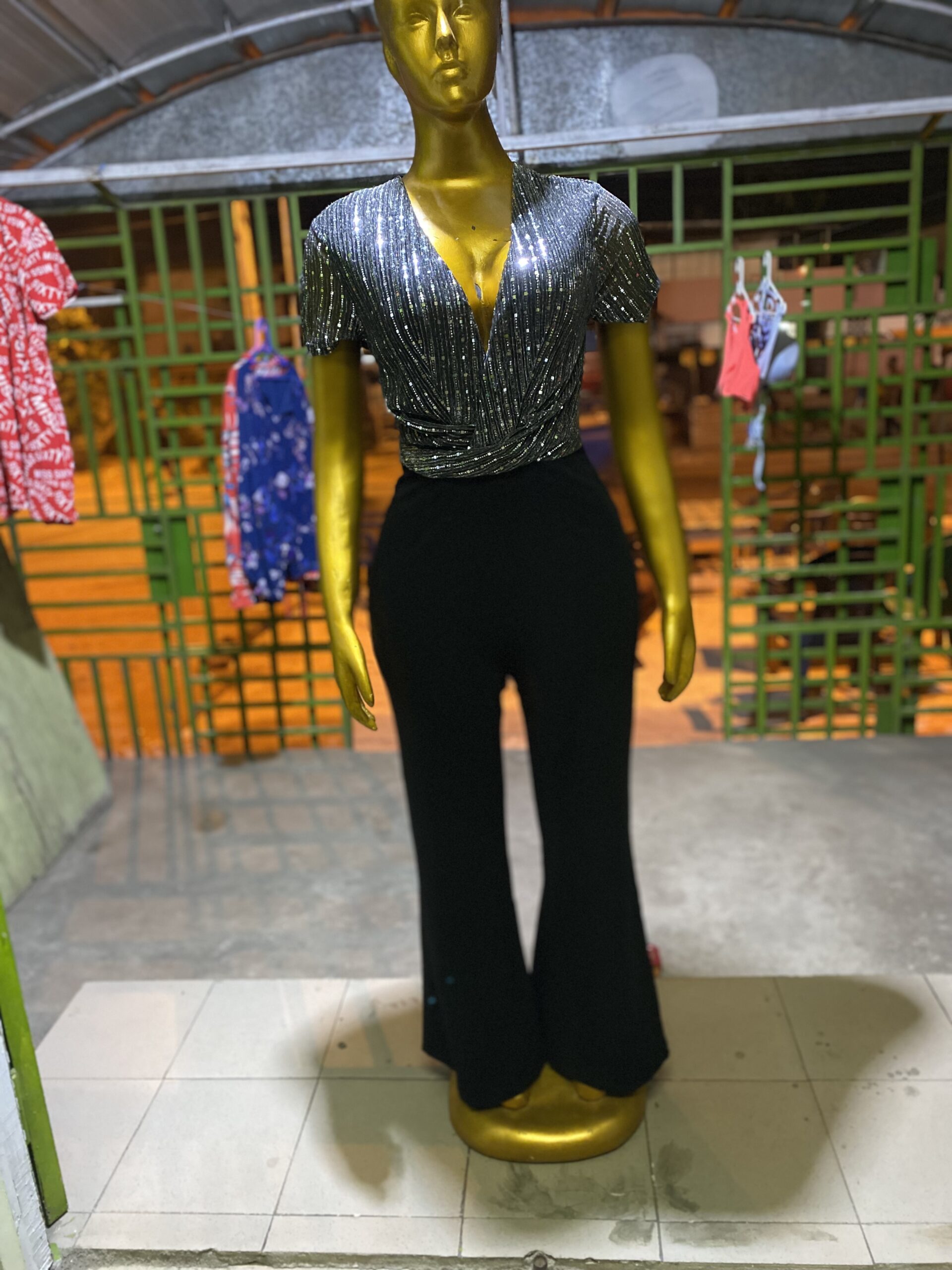 Une robe – Image 3