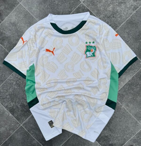 Tout qualité de maillot de côté d'ivoire son disponible et les autre pays africain – Image 6