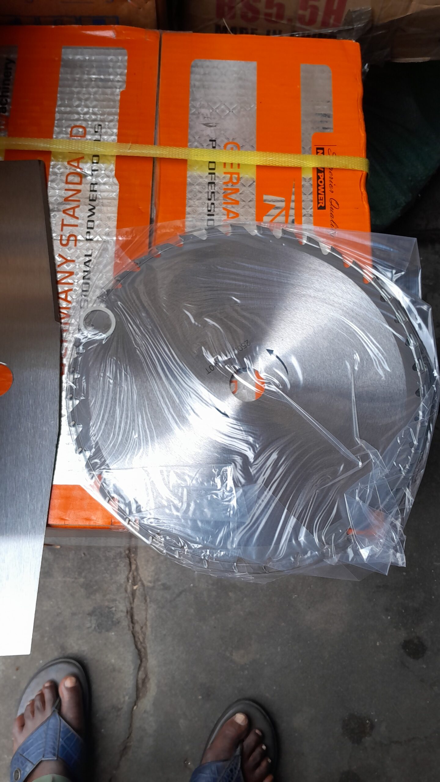 Stainless steel grass cutter blade