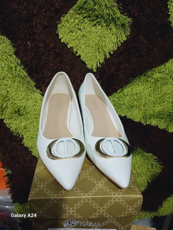 GUESS – Image 7